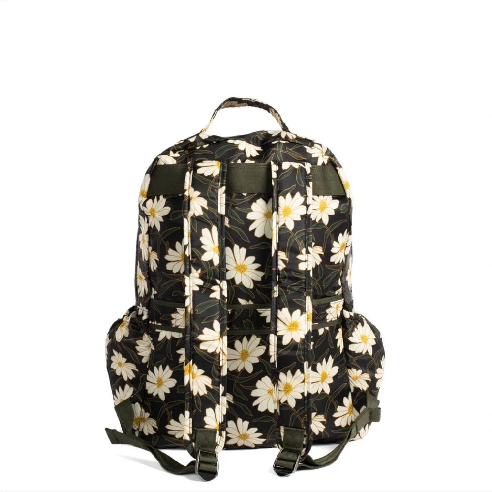COPY - NWT Lug Echo 2 Packable Backpack in Autumn Daisies 🎒